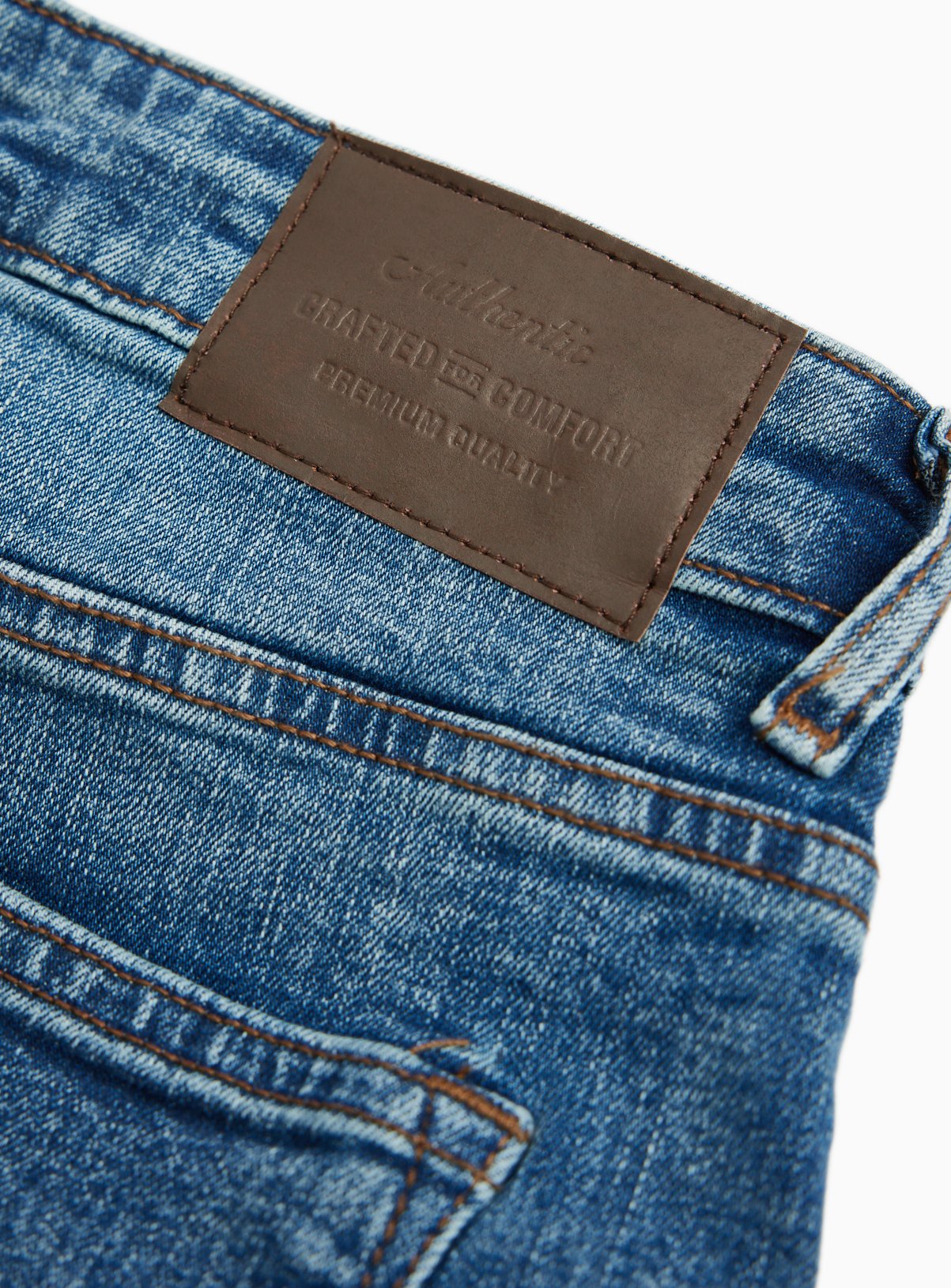 Mid Denim Bootcut Jeans 44R - Image 4 thumbnail